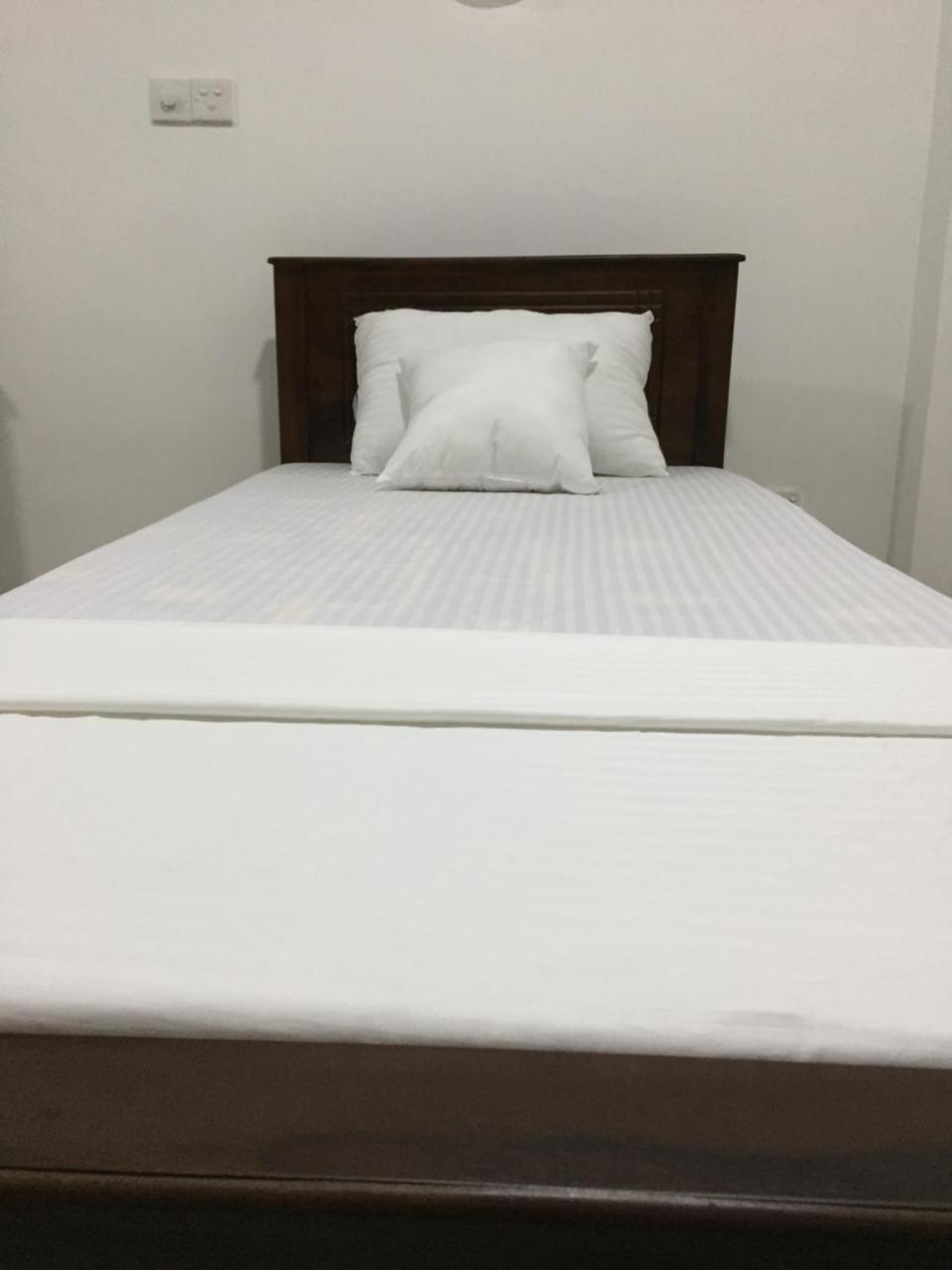 Anthony Guesthouse 히카두와 외부 사진