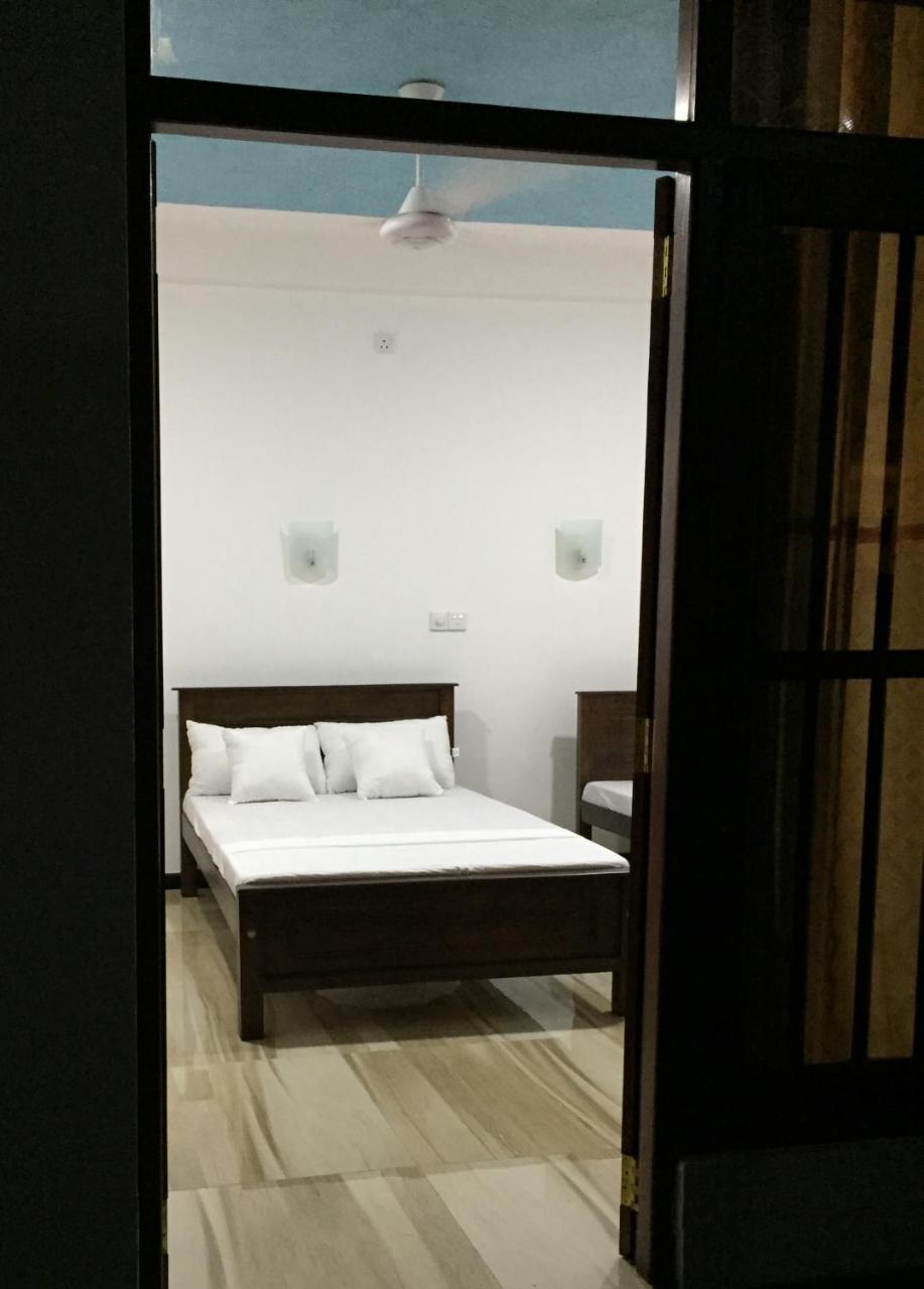 Anthony Guesthouse 히카두와 외부 사진