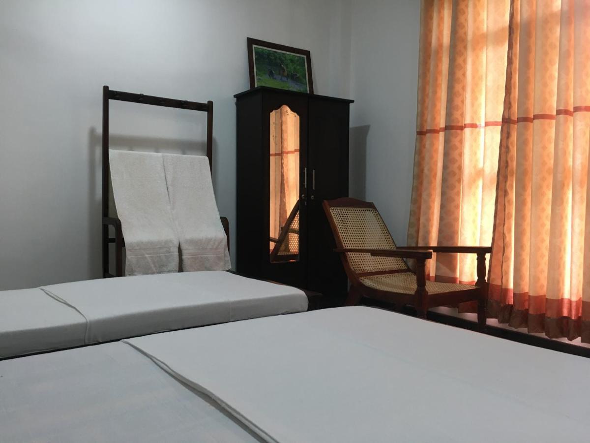 Anthony Guesthouse 히카두와 외부 사진